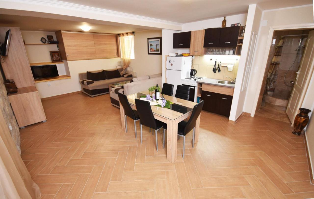 Vila Kula 1830 Apartments Herceg Novi Exterior foto